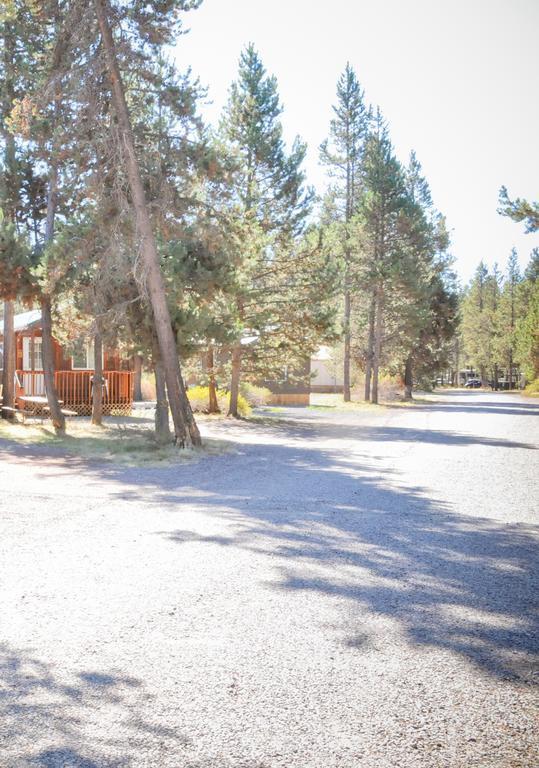 Bend-Sunriver Camping Resort Two-Bedroom Cabin 7 Zewnętrze zdjęcie